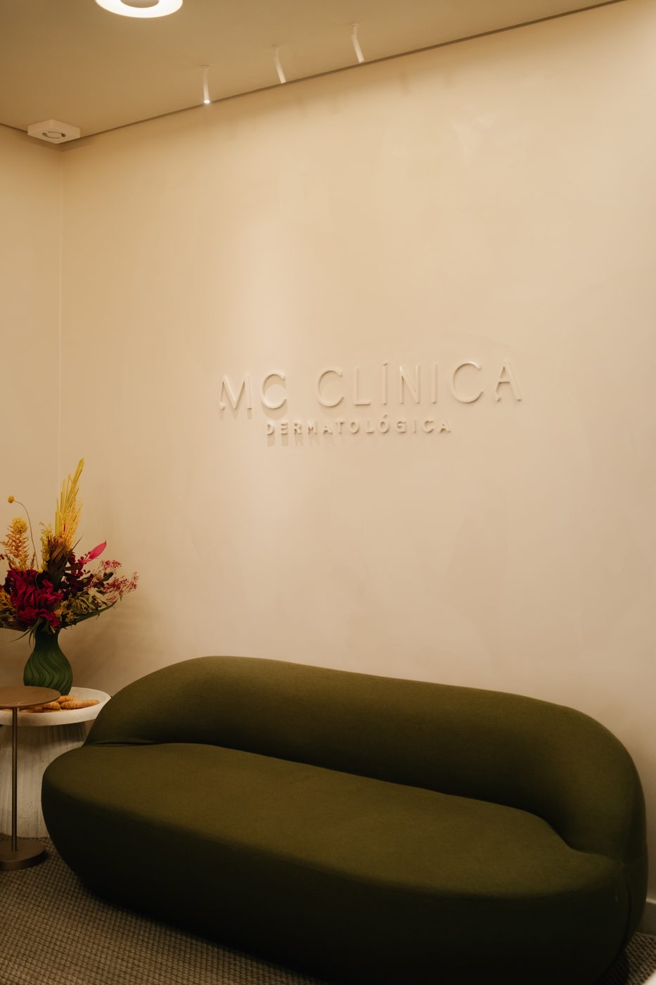 Recepção da MC Clínica Dermatológica, na Praia Brava, em Itajaí